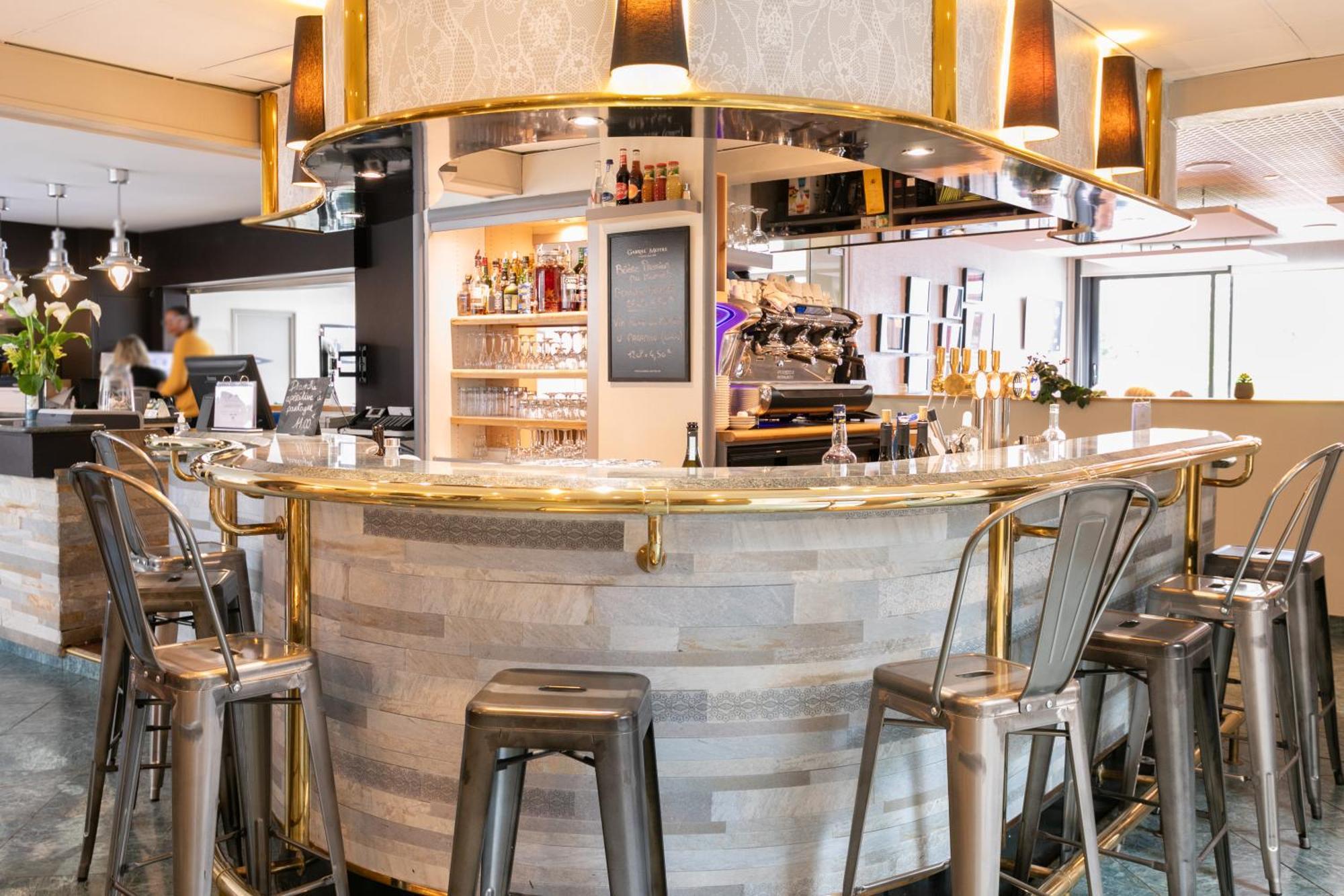 Logis, Hotel Au Chene Vert Plérin Dış mekan fotoğraf